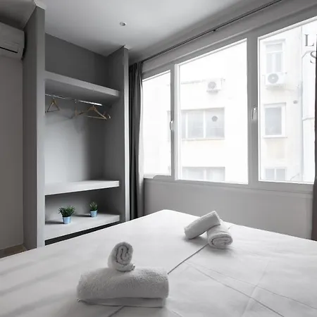 Wallstreet, The Luxury Apartment *